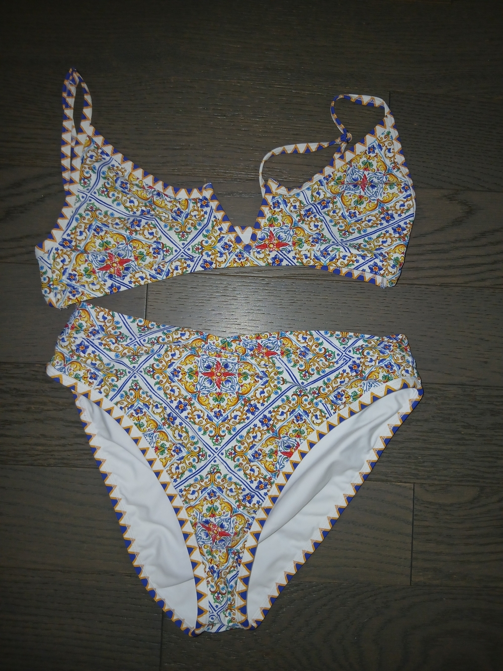 SHEIN Blue White Yellow Floral Tile Print Bikini